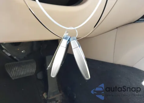 2018 Genesis G80 3.8 из США, поврежденный, VIN KMHGN4JE9JU249033